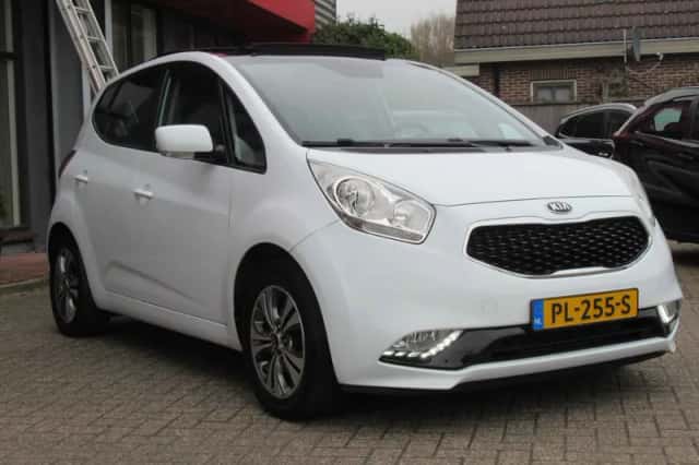 Kia Venga (2017) thumbnail 4