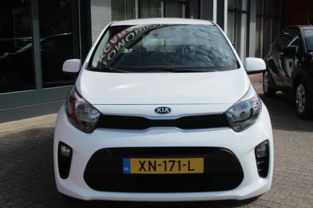 Kia Picanto (2019) thumbnail 2