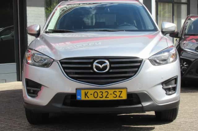 Mazda CX-5 (2015) thumbnail 2