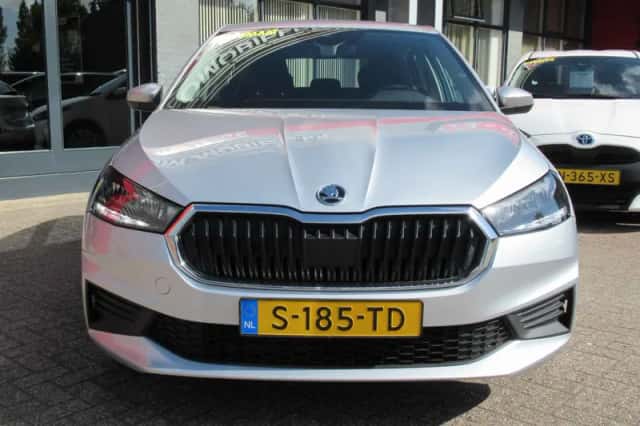 Škoda Fabia (2023) thumbnail 2