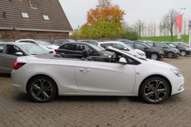 Opel Cascada (2016) thumbnail 5