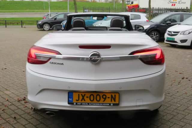 Opel Cascada (2016) thumbnail 6
