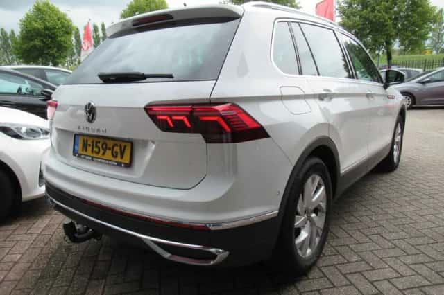 Volkswagen Tiguan (2021) thumbnail 6