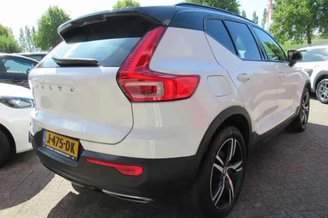 Volvo XC40 (2020) thumbnail 6
