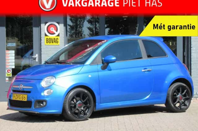 Fiat 500 (2015) thumbnail 1