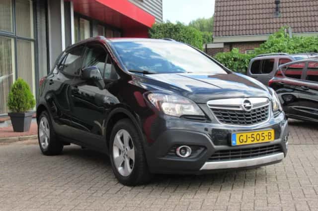Opel Mokka (2015) thumbnail 3