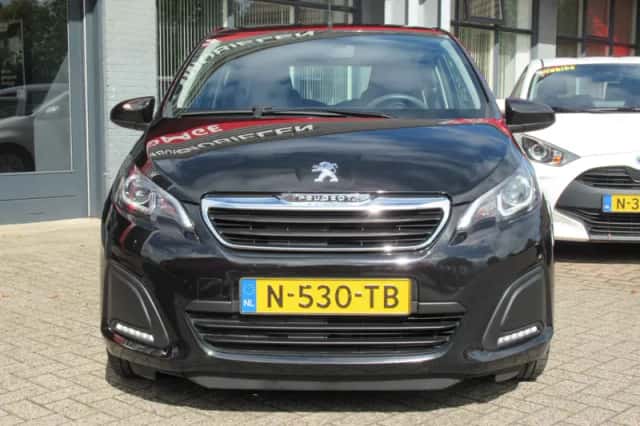 Peugeot 108 (2022) thumbnail 2
