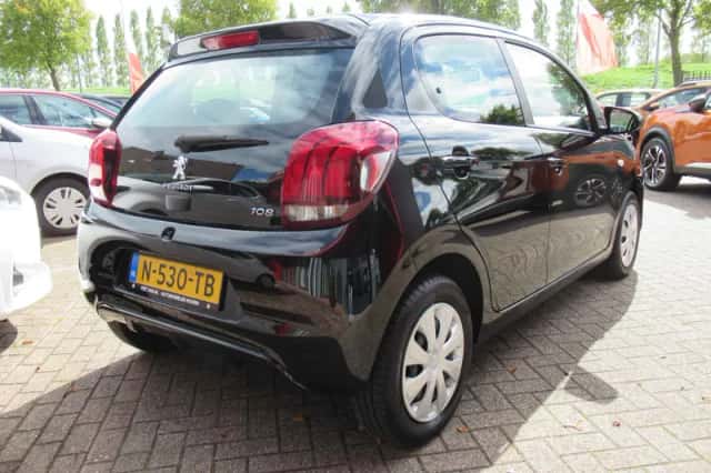 Peugeot 108 (2022) thumbnail 5