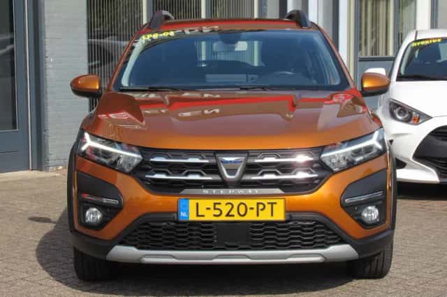 Dacia Sandero (2021) thumbnail 2