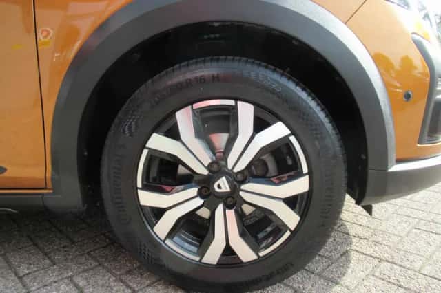 Dacia Sandero (2021) thumbnail 5