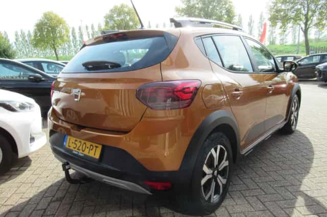 Dacia Sandero (2021) thumbnail 6