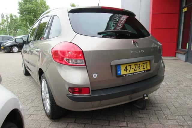 Renault Clio (2008) thumbnail 6