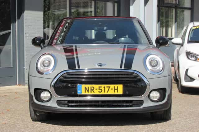 MINI Clubman (2017) thumbnail 2