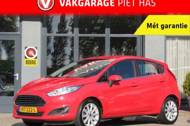 Ford Fiesta (2016) thumbnail 1