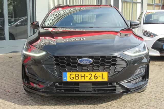 Ford Focus (2024) thumbnail 2