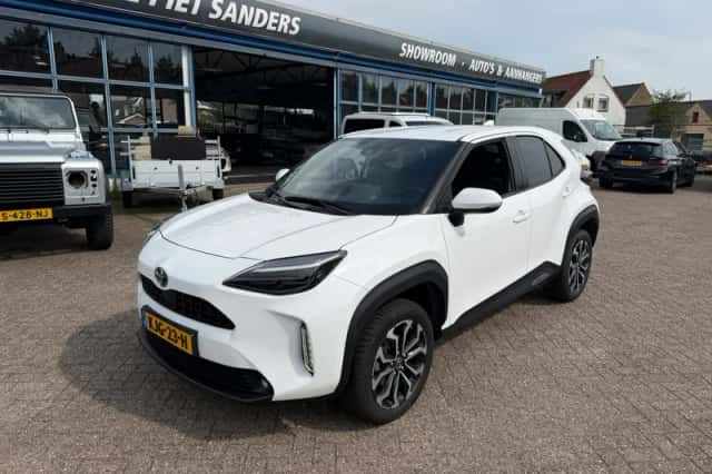 Toyota Yaris Cross (2022) thumbnail 1