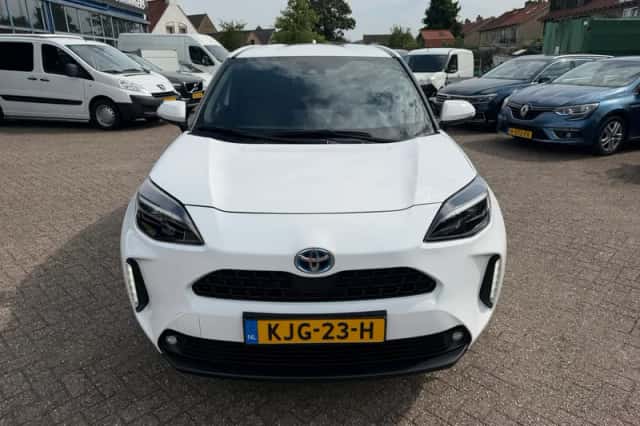 Toyota Yaris Cross (2022) thumbnail 5