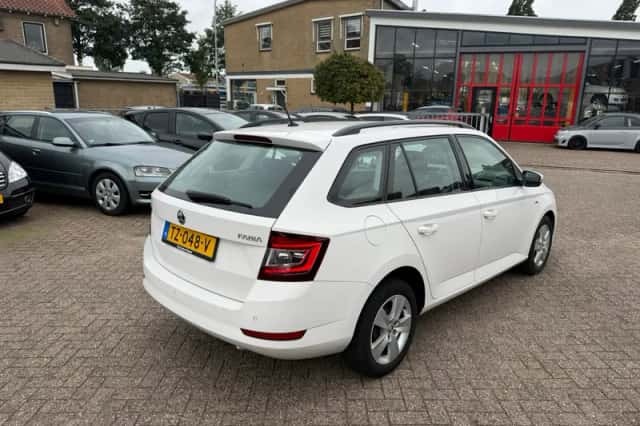 Škoda Fabia (2018) thumbnail 3
