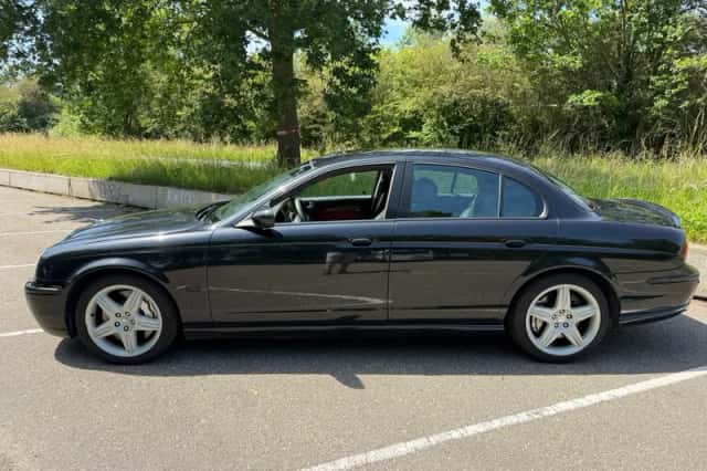 Jaguar S-Type (2003) thumbnail 2