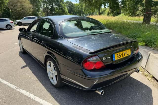 Jaguar S-Type (2003) thumbnail 3