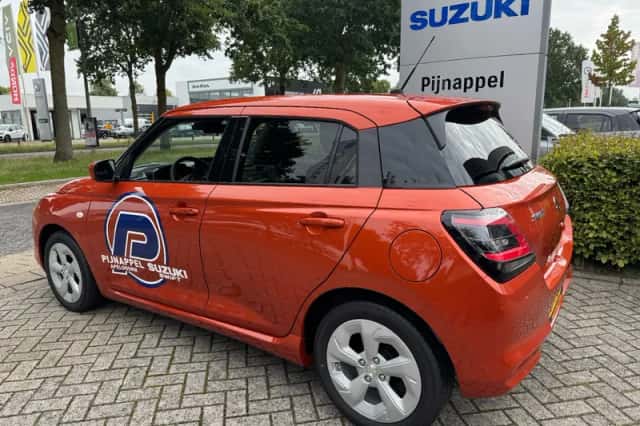 Suzuki Swift (2026) thumbnail 2