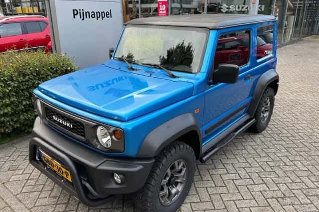 Suzuki Jimny (2023) thumbnail 6