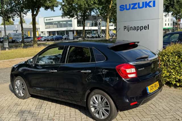 Suzuki Baleno (2017) thumbnail 2