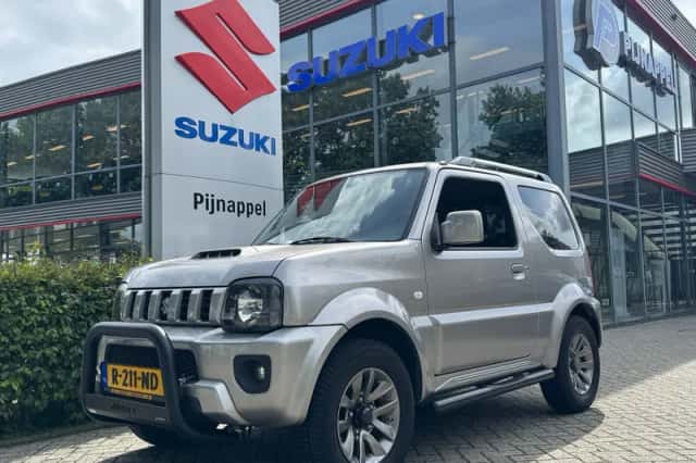 Suzuki JIMNY (2016) thumbnail 1