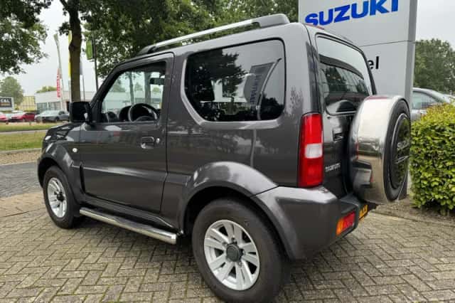 Suzuki JIMNY (2014) thumbnail 2