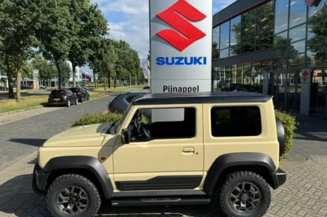 Suzuki JIMNY (2020) thumbnail 6
