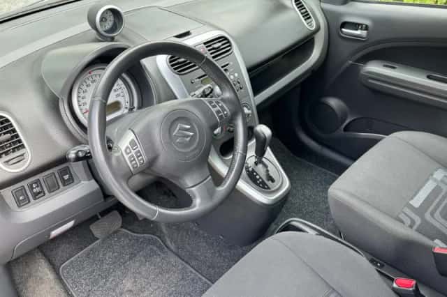Suzuki Splash (2011) thumbnail 3