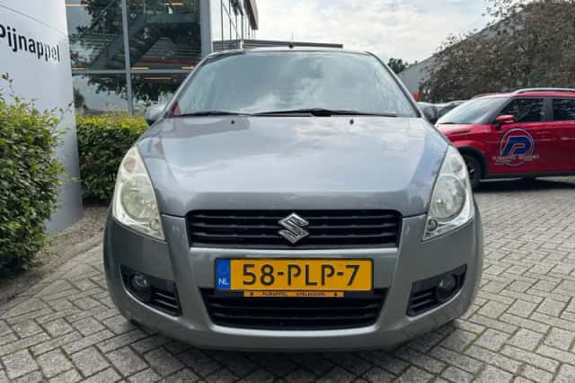 Suzuki Splash (2011) thumbnail 4