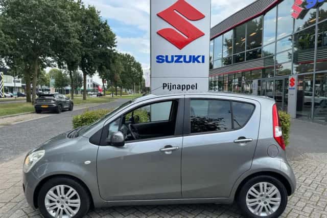 Suzuki Splash (2011) thumbnail 6