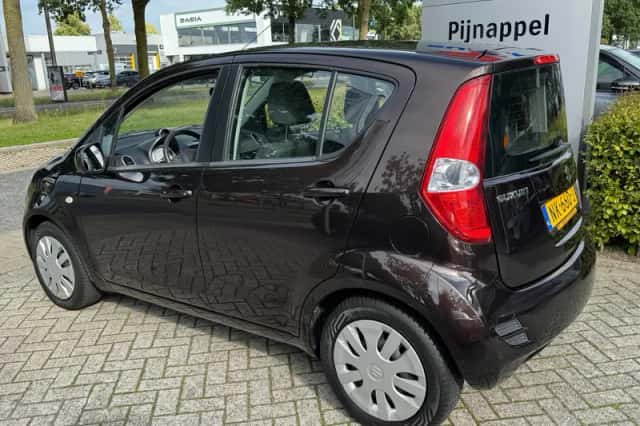 Suzuki SPLASH (2012) thumbnail 2