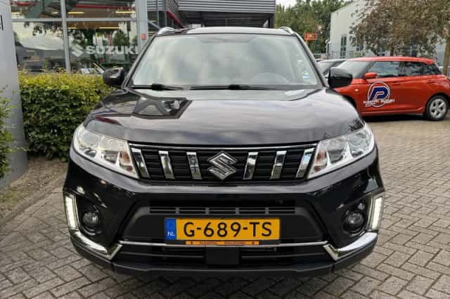 Suzuki Vitara (2019) thumbnail 4