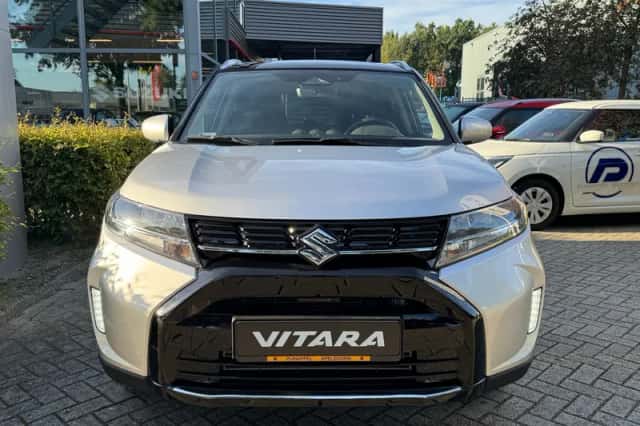 Suzuki Vitara (2025) thumbnail 4