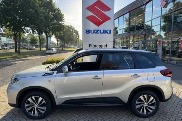 Suzuki Vitara (2025) thumbnail 5