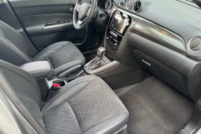 Suzuki Vitara (2024) thumbnail 3