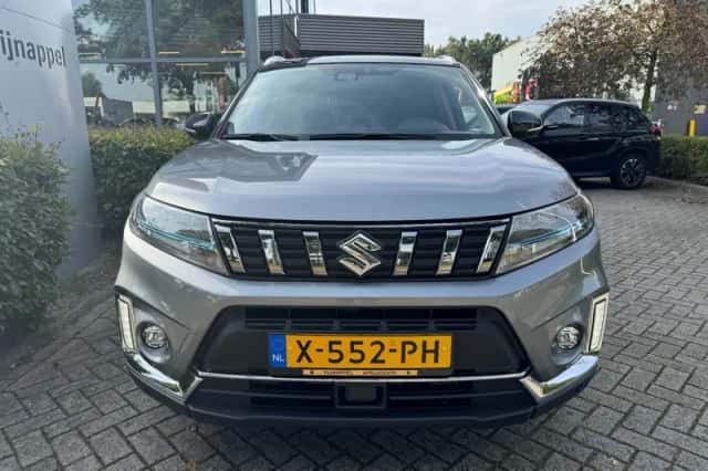Suzuki Vitara (2024) thumbnail 4
