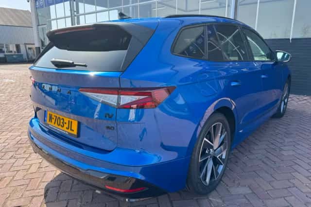 Škoda Enyaq (2021) thumbnail 4