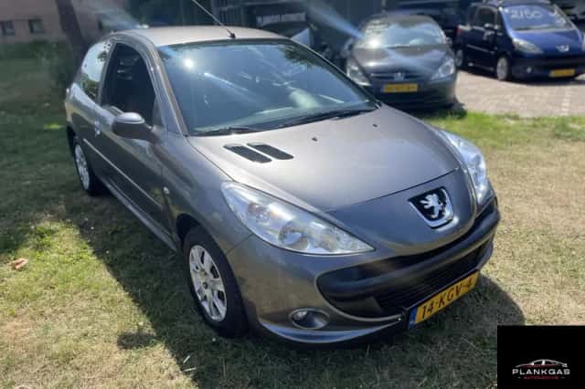 Peugeot 206 (2009) thumbnail 3