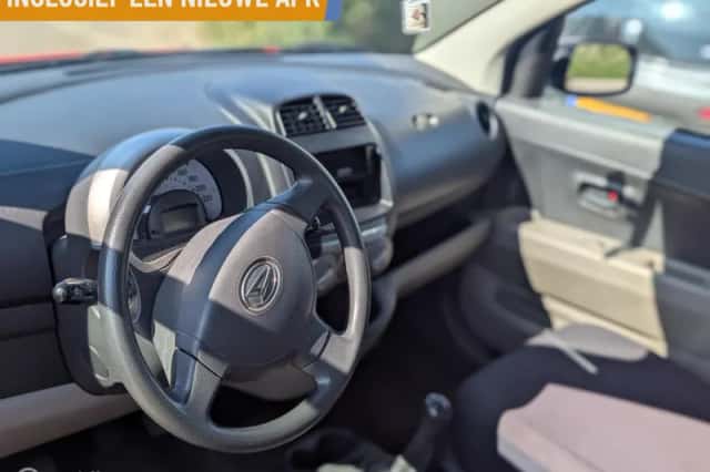 Daihatsu Sirion (2007) thumbnail 6