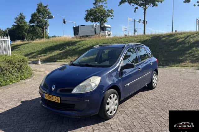 Renault Clio (2008) thumbnail 1