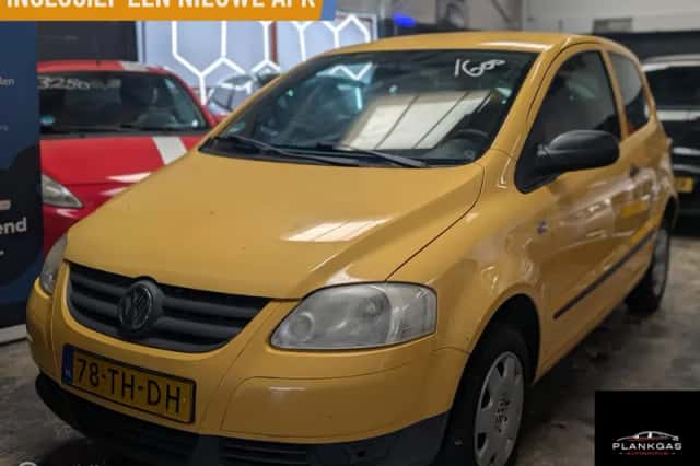 Volkswagen Fox (2006) thumbnail 1