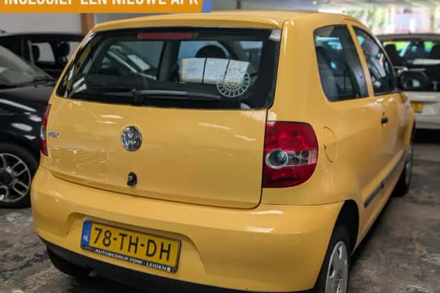 Volkswagen Fox (2006) thumbnail 4