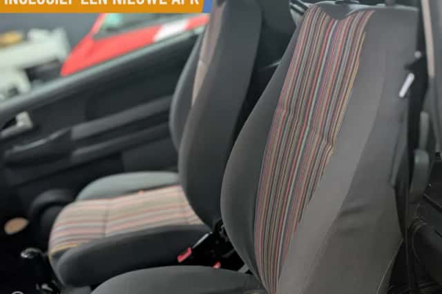 Volkswagen Fox (2006) thumbnail 6