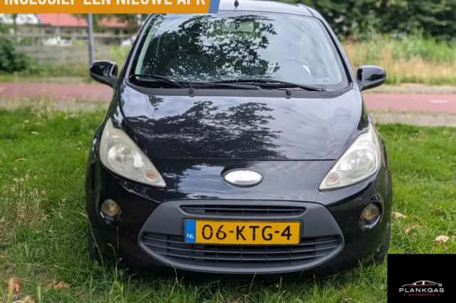 Ford Ka (2010) thumbnail 2