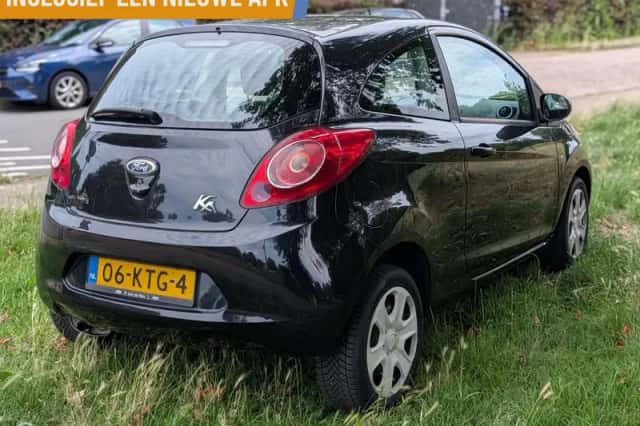 Ford Ka (2010) thumbnail 4