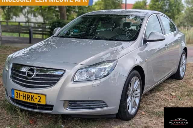 Opel Insignia (2009) thumbnail 1