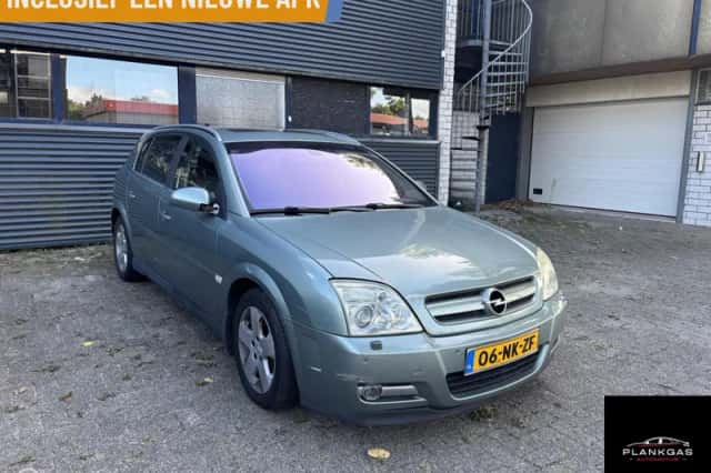 Opel Signum (2003) thumbnail 3